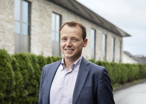 Espen Holum, Regionsdirektør Vest, Byggteknologi og utvikling