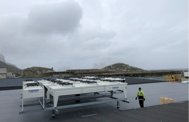 Anders Johansen på taket til Lofoten Viking