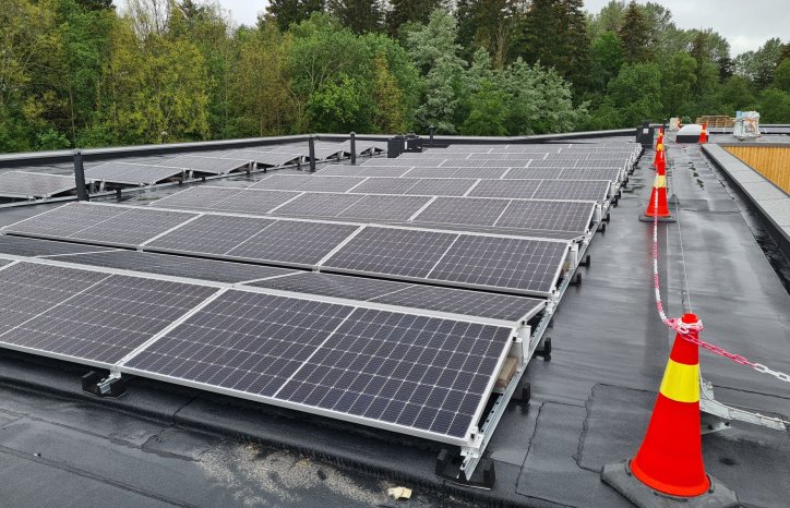 Solcelleanlegg på Fossila omsorgssenter. Foto: Jan Torstein Ovidth / Stjørdal kommune