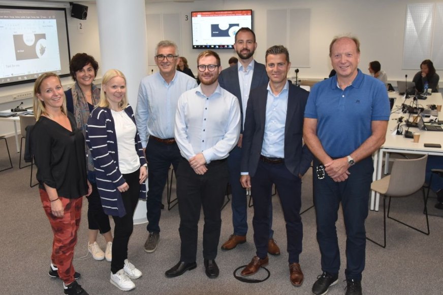 Bergen kommune har inngått partnerskap med GK og MazeMap: bilde av deltakere